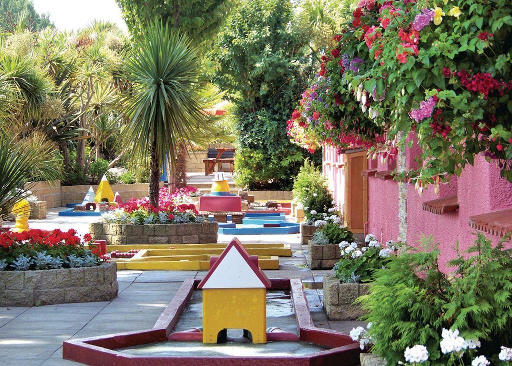 Welcome Family Hotel Dawlish Bagian luar foto
